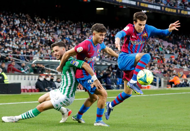 Barca anh 5