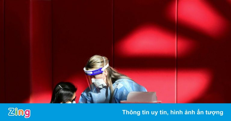 Omicron lật ngược suy nghĩ của giới khoa học về mũi vaccine tăng cường Omicron lật ngược suy nghĩ của giới khoa học về mũi vaccine tăng cường