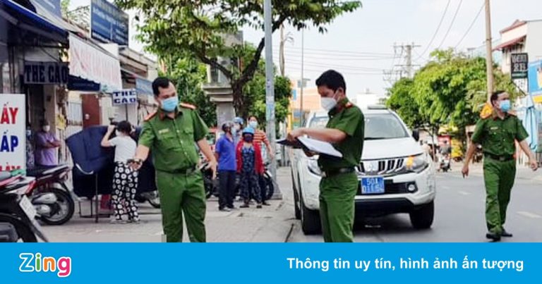 Người đàn ông tử vong trên vỉa hè ở TP.HCM Người đàn ông tử vong trên vỉa hè ở TP.HCM