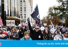 Lệnh bắt buộc tiêm phòng của ông Biden bị chặn