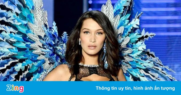 Bella Hadid trở lại Victoria’s Secret