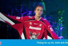 Justin Bieber vẫn diễn dù gây tranh cãi