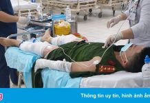 Căn nhà thuộc diện cưỡng chế bốc cháy, 4 cảnh sát bị thương