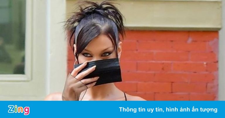 Người đứng sau trang phục cắt xẻ của dàn sao nổi tiếng