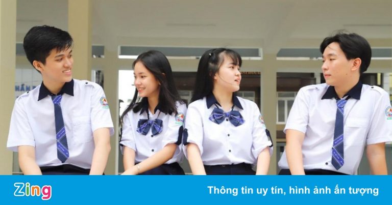 Trường Bùi Thị Xuân nói gì khi học sinh phản đối quy định đồng phục?