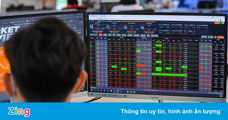 Quỹ ngoại lướt sóng cổ phiếu bất động sản lãi tiền tỷ