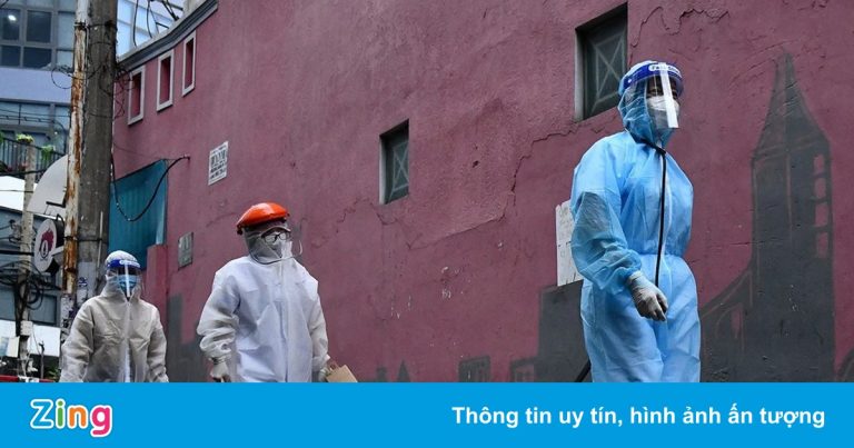 Nguy cơ quá tải hệ thống y tế do F0 tăng cao