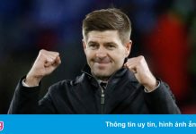 Thầy trò HLV Gerrard đối đầu Man United ở FA Cup
