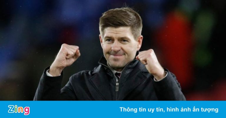 Thầy trò HLV Gerrard đối đầu Man United ở FA Cup