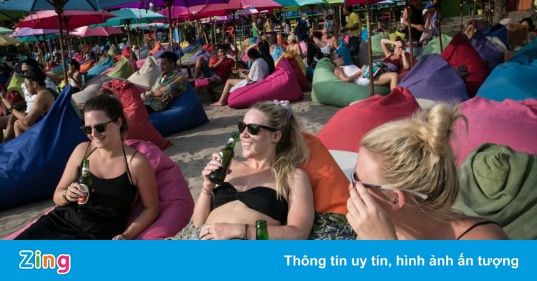 Bali chật vật dù quá tải hay vắng bóng du khách Bali chật vật dù quá tải hay vắng bóng du khách