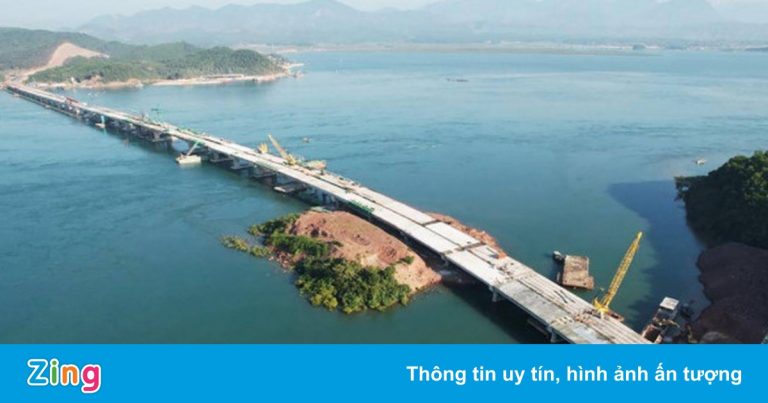 Hợp long cây cầu dài nhất tỉnh Quảng Ninh