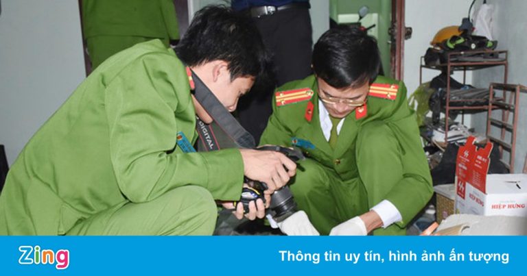 Hai cha con tử vong trong căn nhà khóa cửa