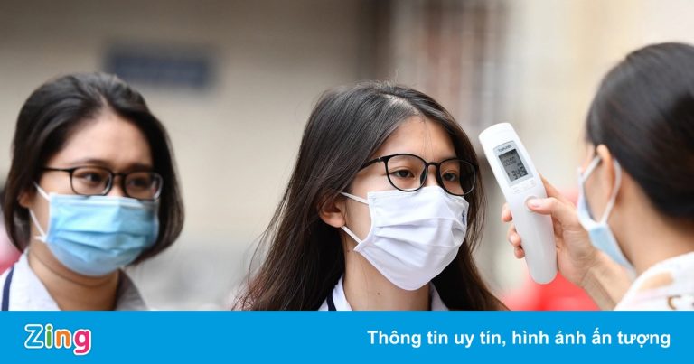 Tại sao TP.HCM thí điểm cho một số khối lớp học tập trung? Tại sao TP.HCM thí điểm cho một số khối lớp học tập trung?