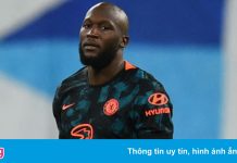 Chelsea mất ngôi đầu bảng ở phút 90+4