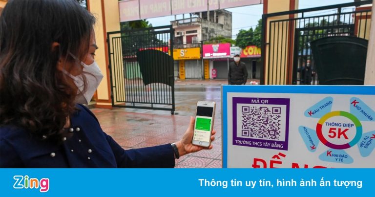 BS Trương Hữu Khanh: ‘Không nên phong tỏa tạm thời khi trường có F0’ BS Trương Hữu Khanh: ‘Không nên phong tỏa tạm thời khi trường có F0’