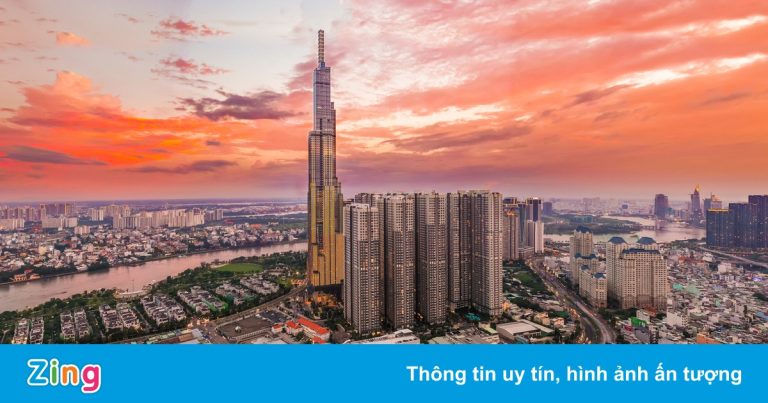 Bí thư TP.HCM: Chiến đấu 200% để phục hồi