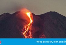 Núi lửa phun trào ở Indonesia làm 13 người chết