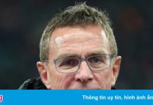 HLV Rangnick không dẫn dắt MU ở trận gặp Arsenal