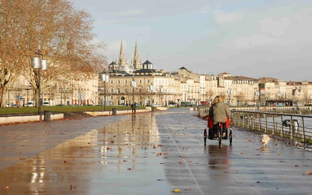 Du lịch Pháp trải nghiệm những điều thú vị tại thành phố Bordeaux Du lịch Pháp trải nghiệm những điều thú vị tại thành phố Bordeaux