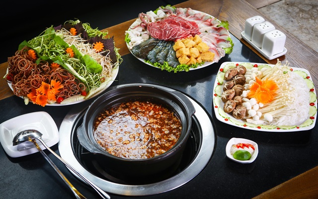 Top 6 quán ăn ngon nổi tiếng trong combo Quy Nhơn mà bạn nên ghé đến Top 6 quán ăn ngon nổi tiếng trong combo Quy Nhơn mà bạn nên ghé đến
