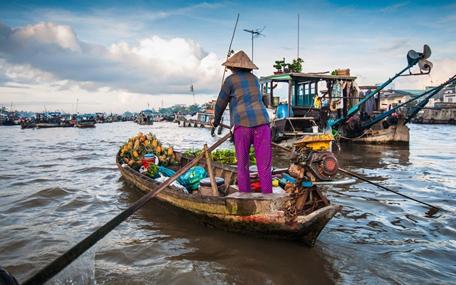 Du lịch chợ nổi Cái Răng – Cần Thơ, thưởng thức ẩm thực ngon quên lối về