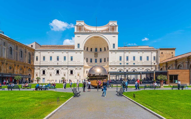 Kinh nghiệm du lịch Ý, chiêm ngưỡng vẻ đẹp ấn tượng tòa thánh Vatican Kinh nghiệm du lịch Ý, chiêm ngưỡng vẻ đẹp ấn tượng tòa thánh Vatican