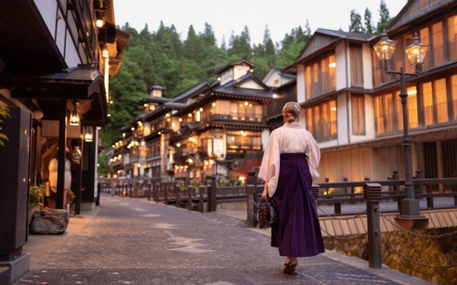 Ginzan Onsen – thị trấn suối nước nóng nổi tiếng trong tour du lịch Nhật Bản