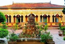 Cần Thơ: Độc đáo ngôi chùa cổ trăm tuổi nổi tiếng bên dòng Bình Thủy