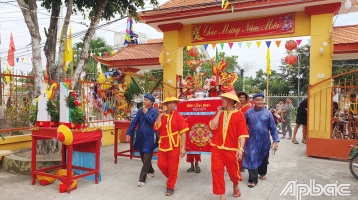 Về thăm đình Vĩnh Bình (Tiền Giang), tham gia Lễ hội Kỳ yên