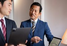 Hai lời khuyên của cha giúp tôi không rơi vào cảnh “viêm màng túi” sau 10 năm đi làm