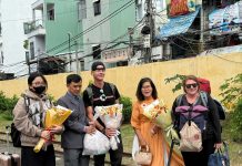 Bình Định đón những vị khách quốc tế đầu tiên đến ga Quy Nhơn