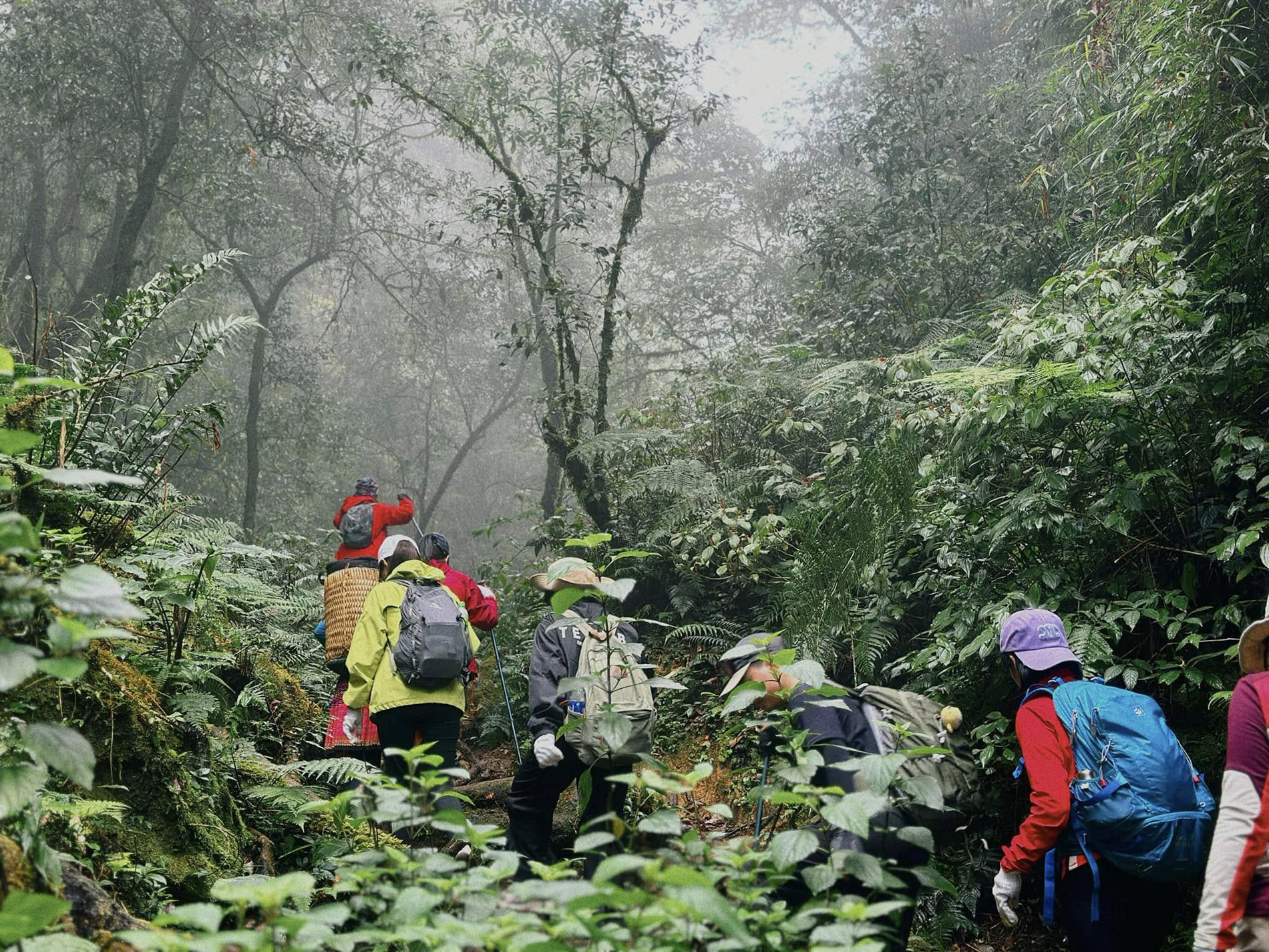 chinh phuc dinh sa mu 3.jpg