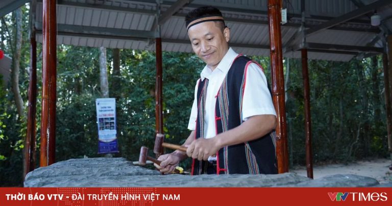 Khu di tích địa đạo Củ Chi tái hiện văn hóa của người S’Tiêng phục vụ du khách trong dịp Tết