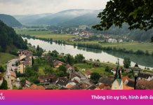 Quê Melania Trump hút khách du lịch