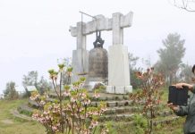 Cảnh đẹp ở đỉnh Bạch Mã “hút” khách khám phá