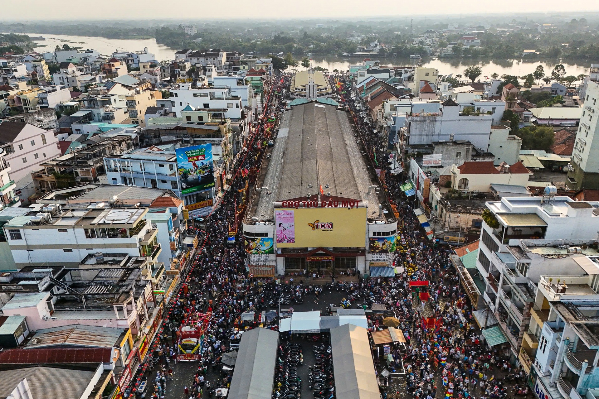 mieu Ba Binh Duong anh 6