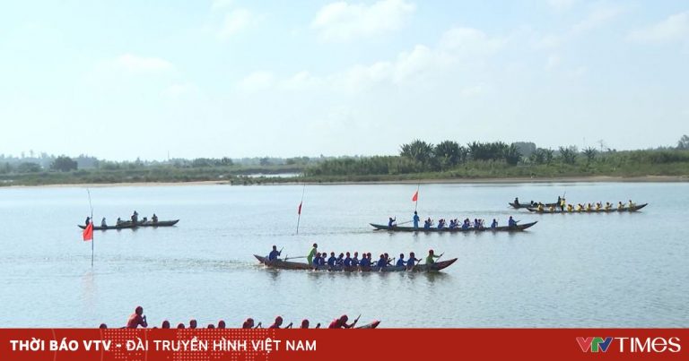 Quảng Ngãi: Hơn 100 ngàn lượt khách du lịch nhân dịp Tết Nguyên đán Ất Tỵ Quảng Ngãi: Hơn 100 ngàn lượt khách du lịch nhân dịp Tết Nguyên đán Ất Tỵ