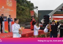 Mở cửa khẩu ở Cao Bằng cho phép du lịch qua Trung Quốc