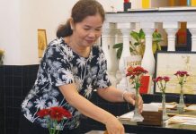 Chàng rể Pháp khởi nghiệp cùng mẹ vợ, mở quán bán món Việt Nam tại TPHCM