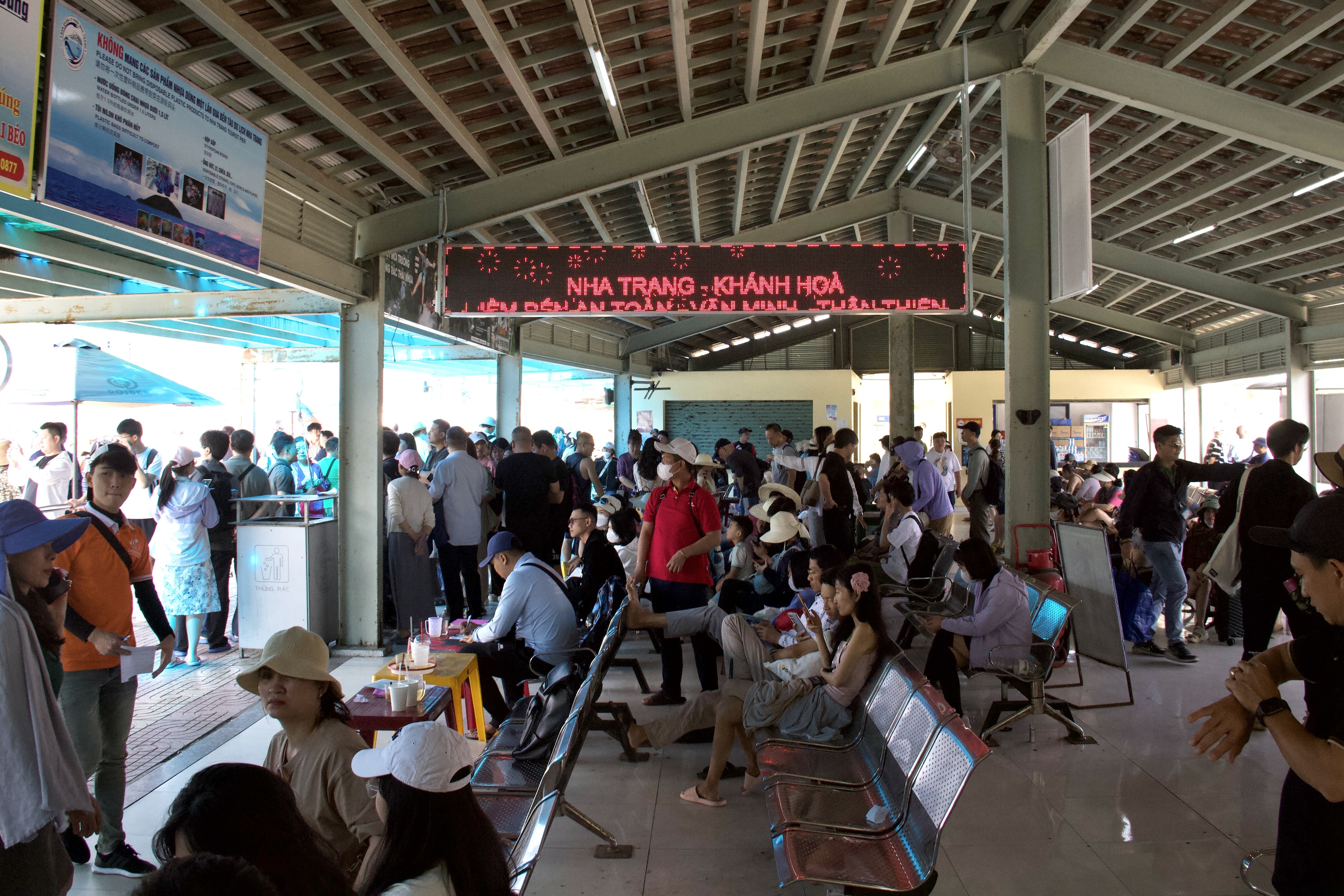 nha trang dip Tet anh 1