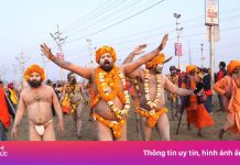 Chuyện éo le tại lễ hội đông nhất hành tinh