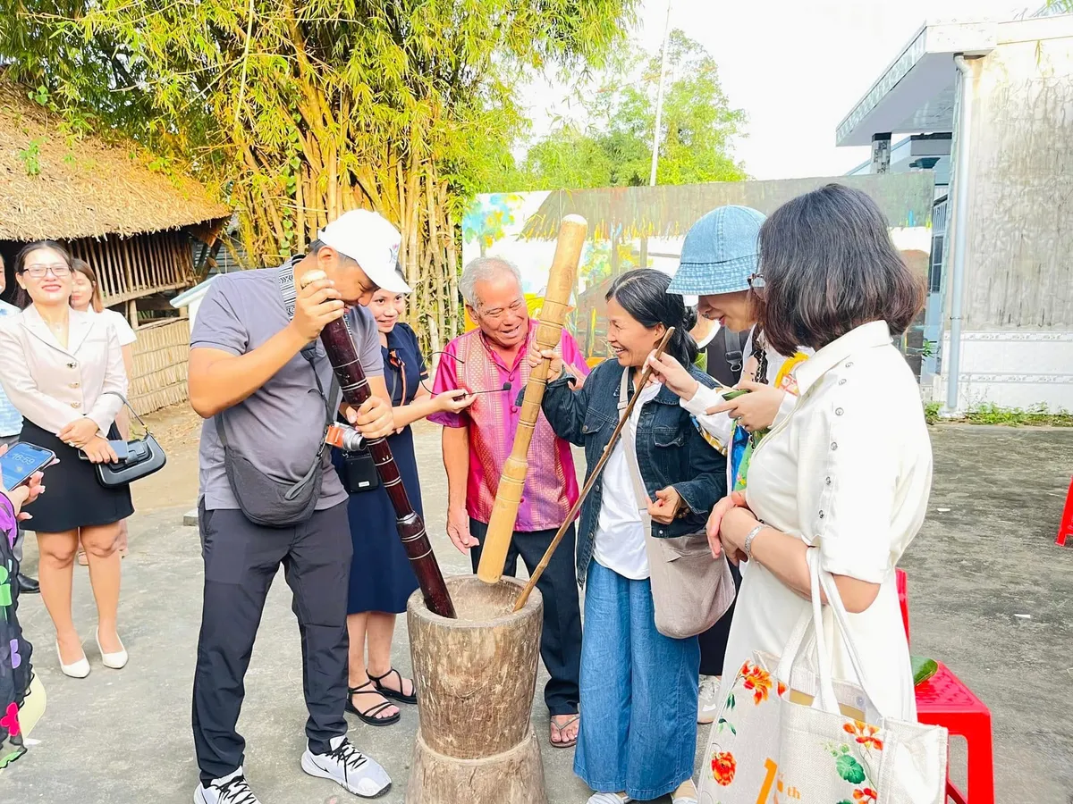 Trà Vinh đẩy mạnh phát triển du lịch nông nghiệp, nông thôn - Ảnh 1.