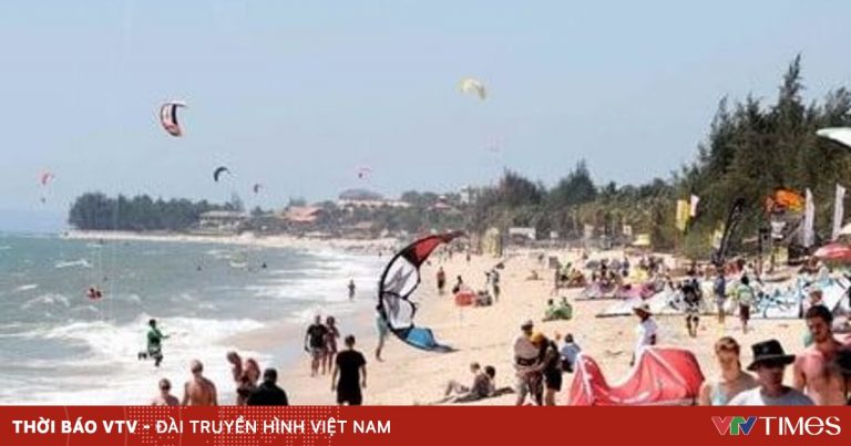 Bình Thuận bắt tay với Tập đoàn Sun Group khai thác thế mạnh du lịch Bình Thuận bắt tay với Tập đoàn Sun Group khai thác thế mạnh du lịch