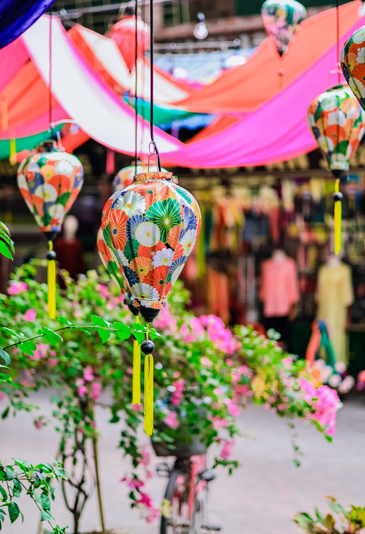 Những làng nghề truyền thống đi cùng thời đại - Ảnh 7.