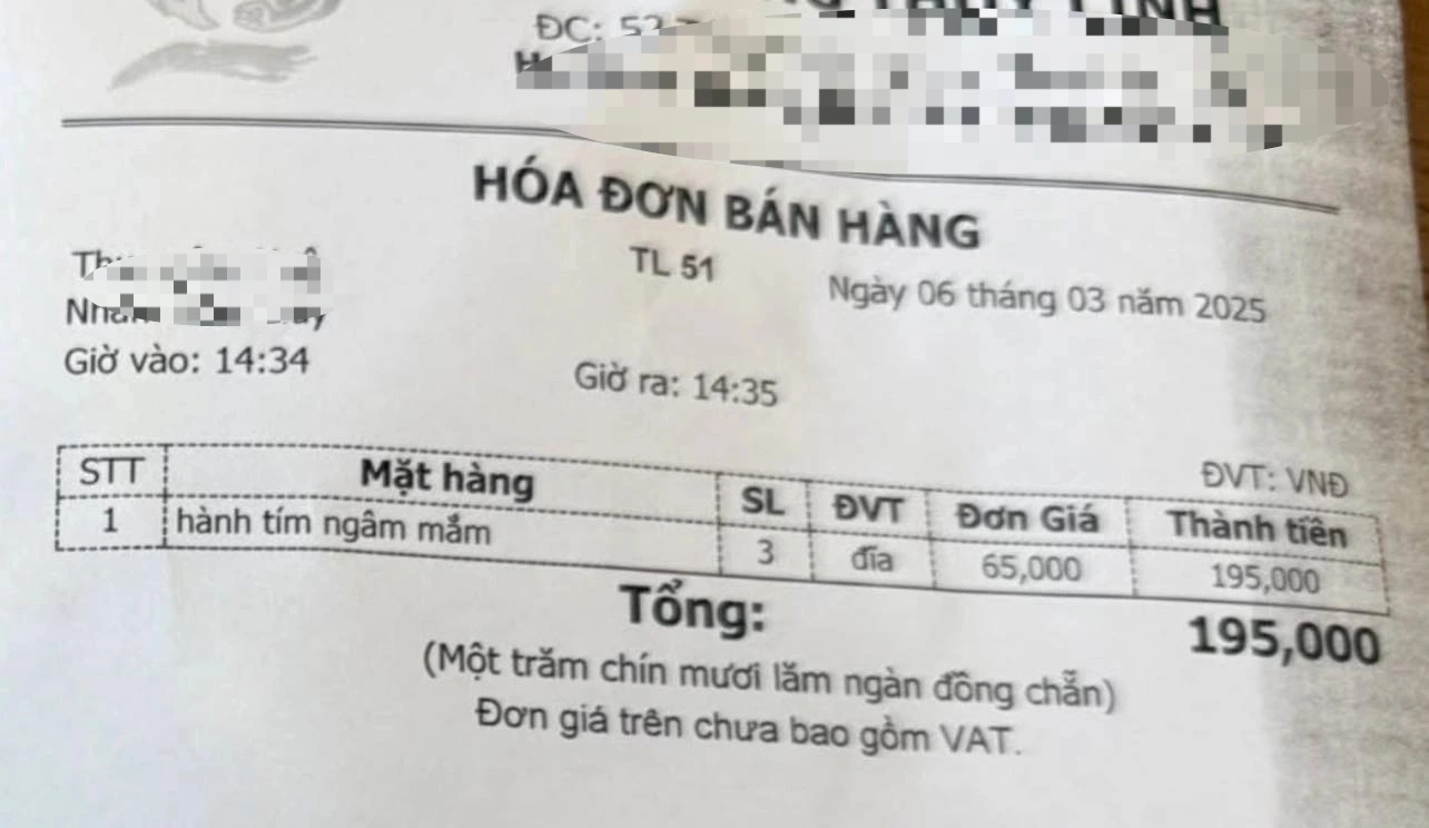 Hà Nội: Bữa hải sản 5 triệu đồng, khách bất ngờ vì giá tiền món gọi thêm - 2