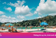 Khách Canada chết khi tắm nắng trên bãi biển Phuket