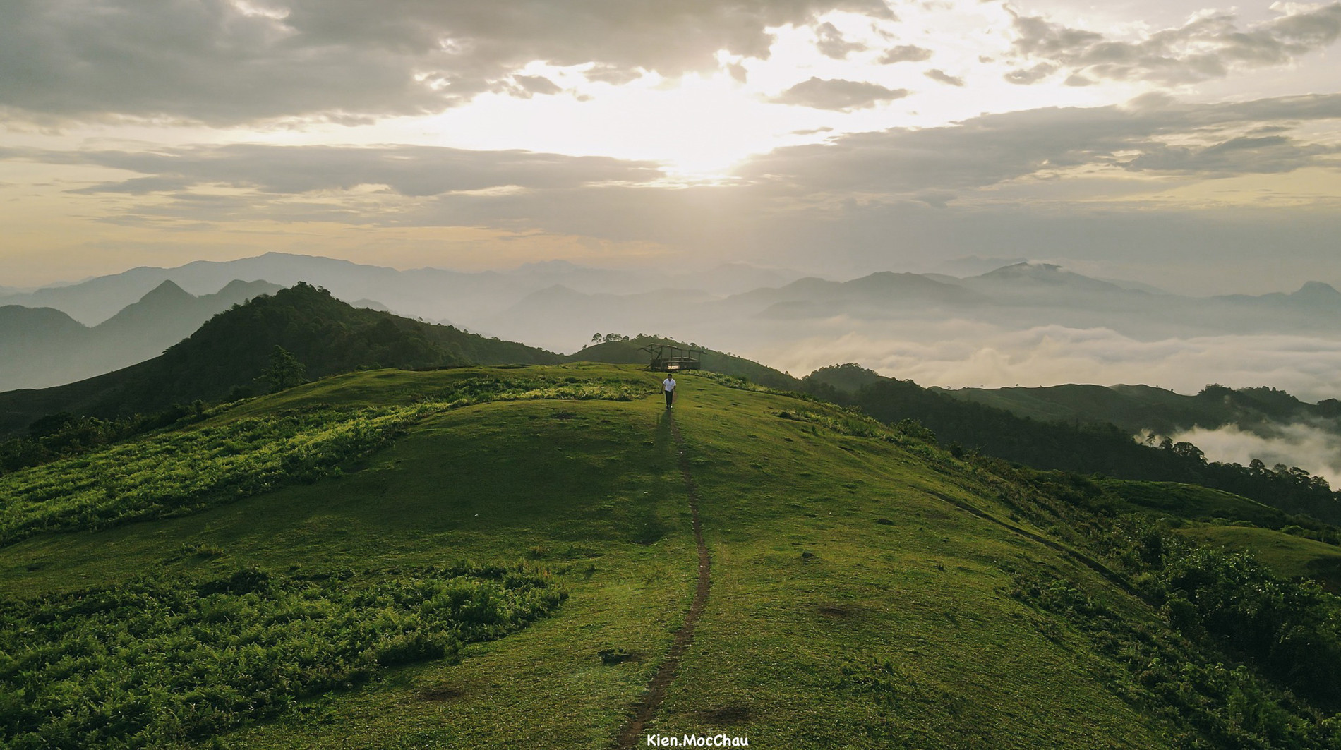 săn mây ở đỉnh Tò Bò   Sơn La 9.jpg