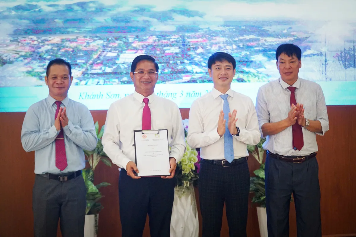 Khánh Hòa phê duyệt quy hoạch Khánh Sơn: Xây dựng tiểu đô thị sinh thái núi rừng - Ảnh 1.