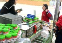 Hương vị thịt chua trên đất Tổ