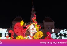 Toàn cảnh màn 3D Mapping thắp sáng tòa nhà UBND TP.HCM